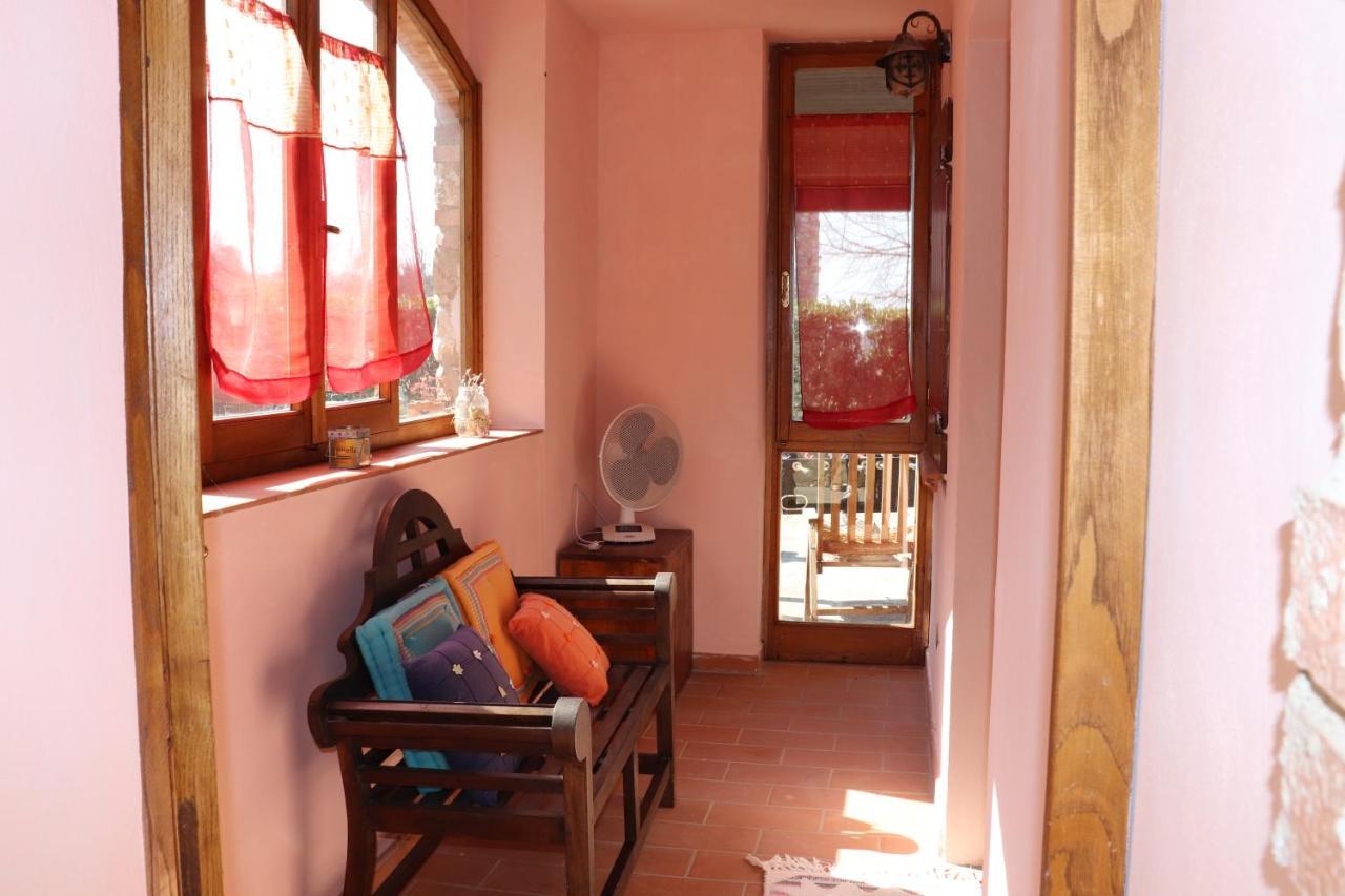 B&B Casale Roshlee Gualdo Cattaneo Exterior foto