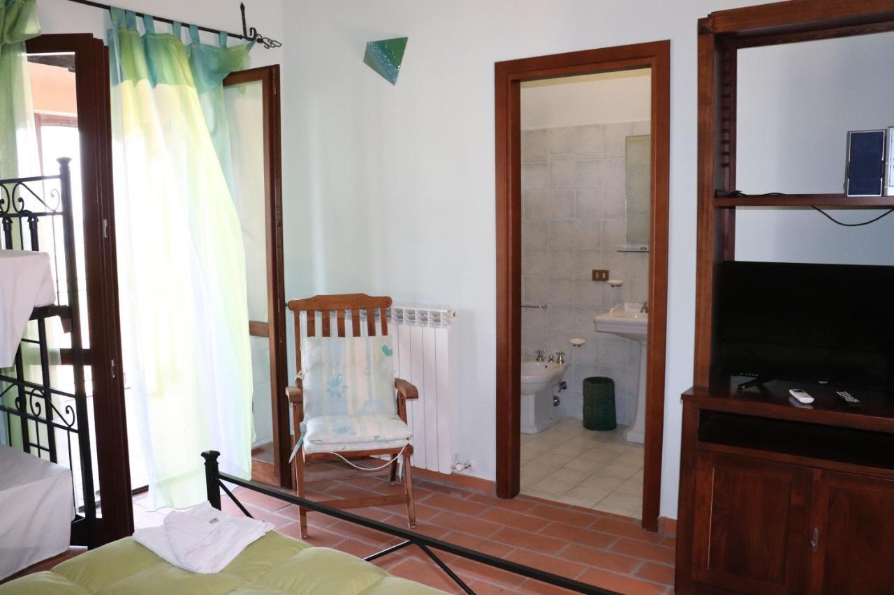 B&B Casale Roshlee Gualdo Cattaneo Exterior foto
