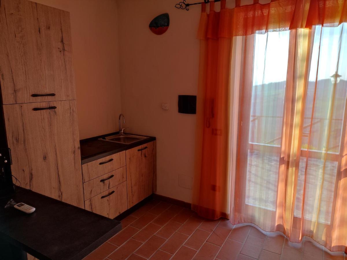 B&B Casale Roshlee Gualdo Cattaneo Exterior foto